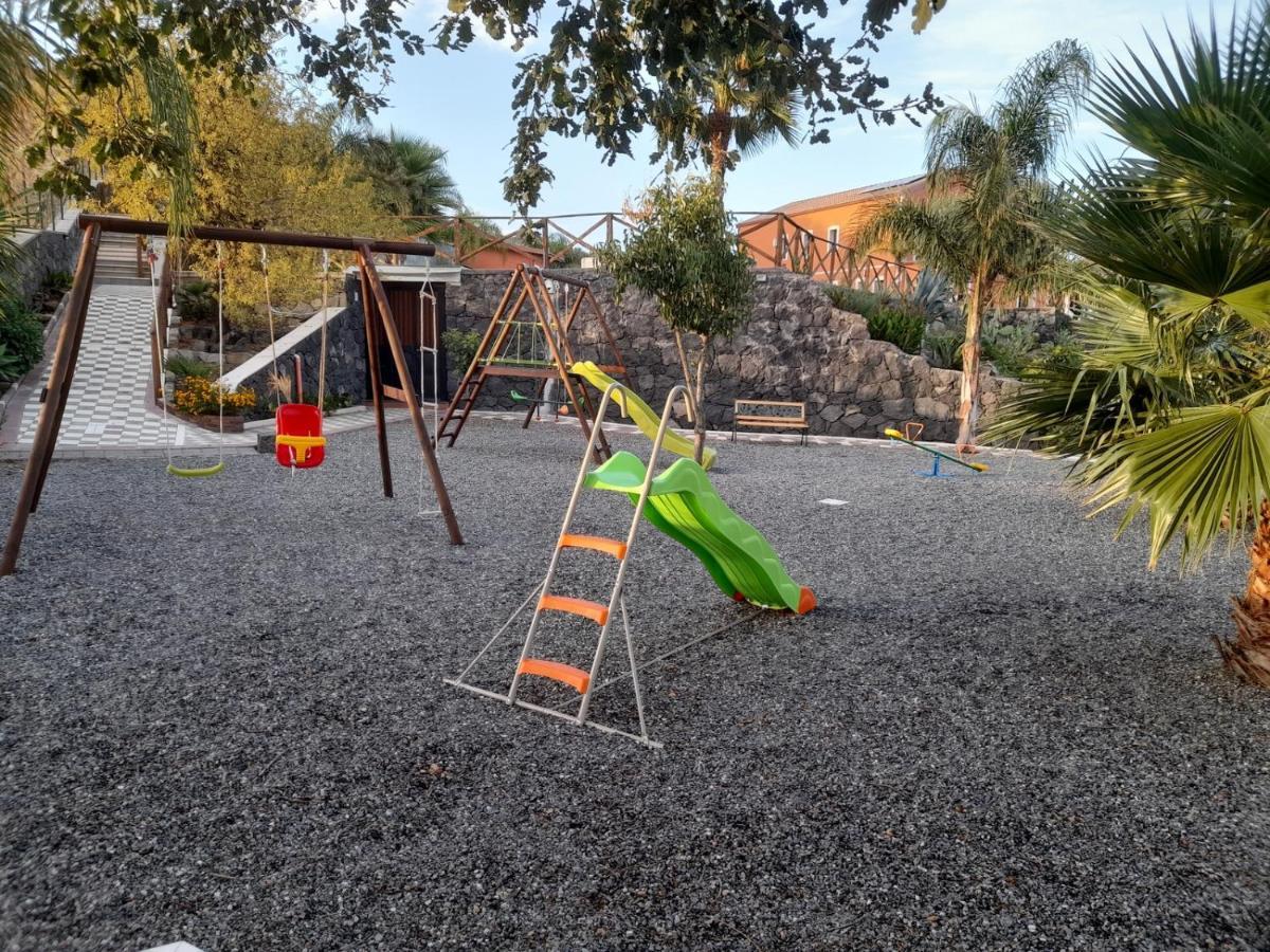 Arcobaleno Dell'Etna Villa Calatabiano Exteriör bild